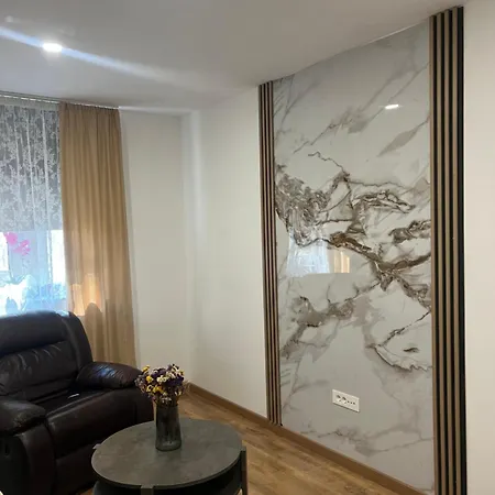 Stan Na Dan Ana דירה *